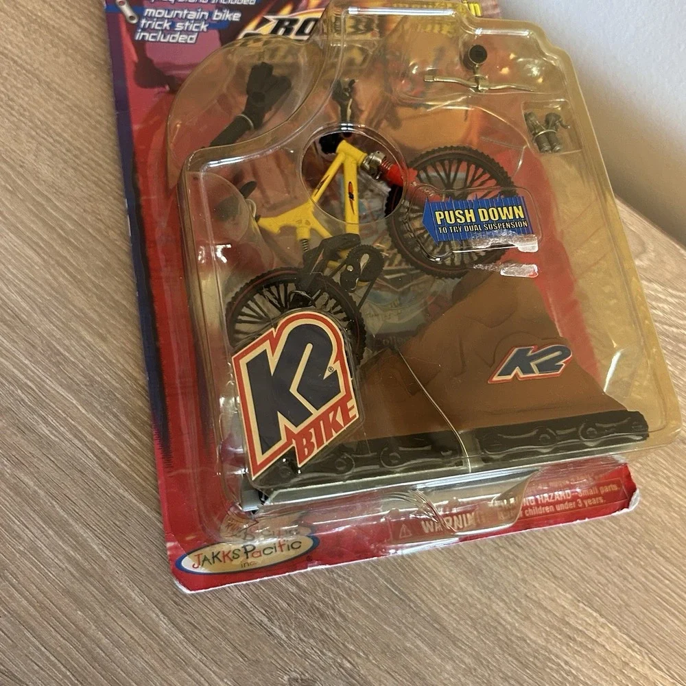 2000 Jakks Pacific Road‎ Champs K2 BXS Suspension Mountain Bike 29000